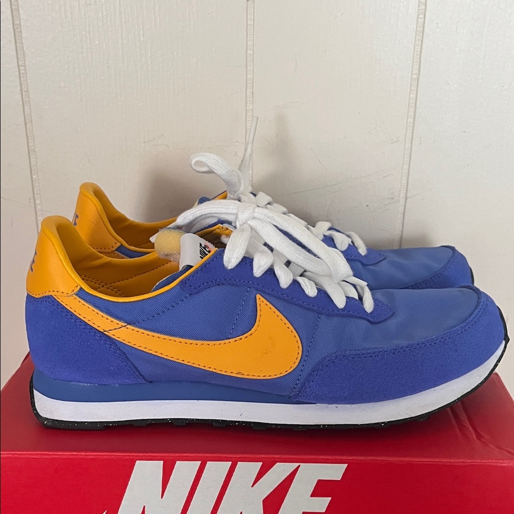 Nike Youth’s Waffle Trainers Blue and Gold